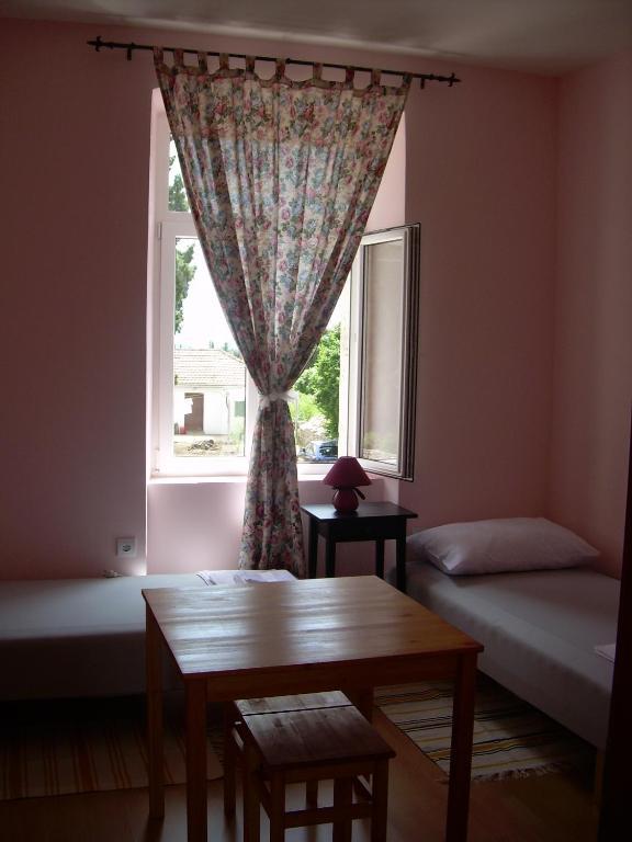 Phara Hostel Gdinj Zimmer foto